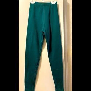 FLYTE ACTION WEAR LEGGINGS